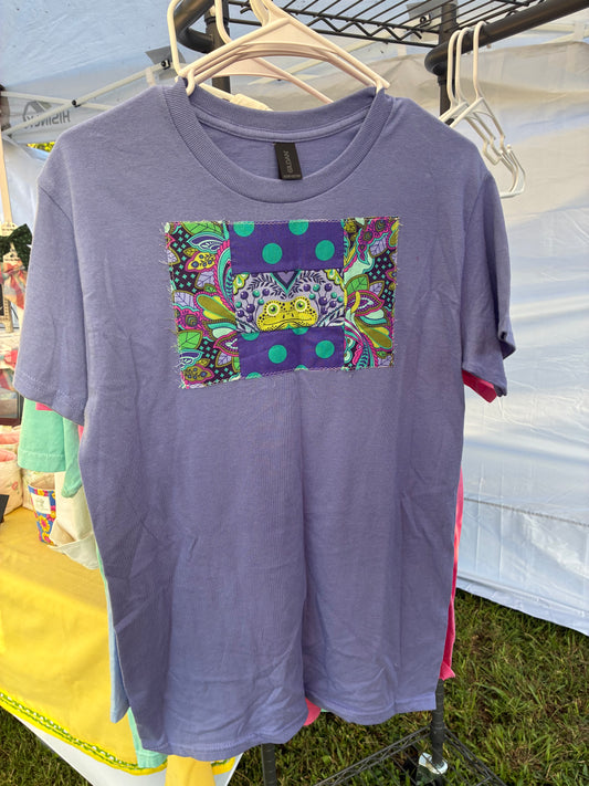 Appliqué Tee Friendly Frog
